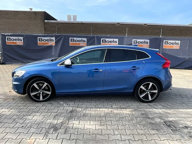 2020 volvo v40 1.5 t3 polar+ sport personenauto - afbeelding 12 van  44