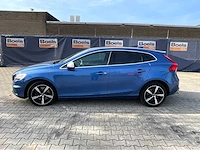 2020 volvo v40 1.5 t3 polar+ sport personenauto - afbeelding 12 van  44