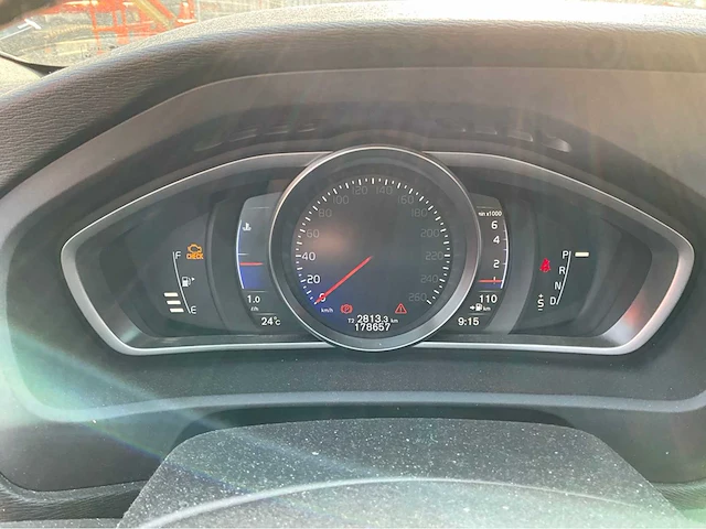 2020 volvo v40 1.5 t3 polar+ sport personenauto - afbeelding 20 van  44