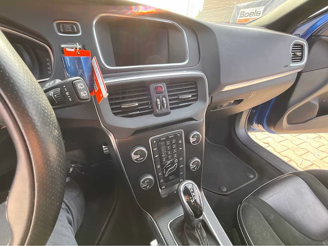 2020 volvo v40 1.5 t3 polar+ sport personenauto - afbeelding 23 van  44