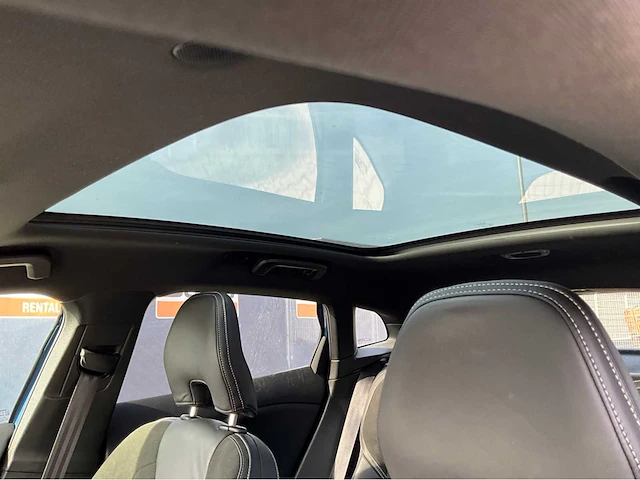 2020 volvo v40 1.5 t3 polar+ sport personenauto - afbeelding 27 van  44