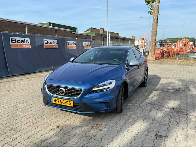 2020 volvo v40 1.5 t3 polar+ sport personenauto - afbeelding 2 van  44