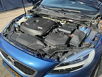 2020 volvo v40 1.5 t3 polar+ sport personenauto - afbeelding 35 van  44