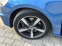 2020 volvo v40 1.5 t3 polar+ sport personenauto - afbeelding 39 van  44