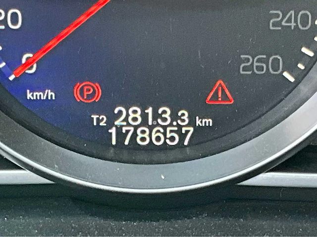 2020 volvo v40 1.5 t3 polar+ sport personenauto - afbeelding 43 van  44