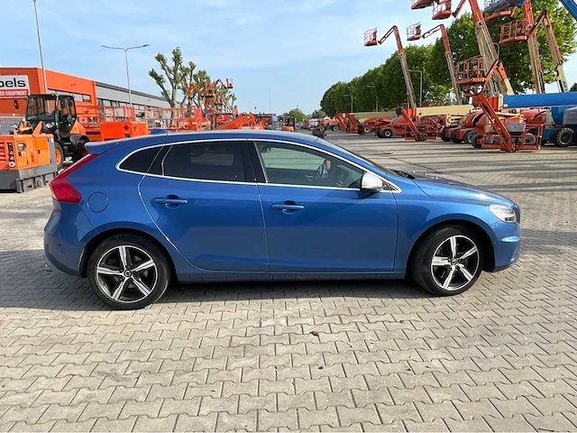 2020 volvo v40 1.5 t3 polar+ sport personenauto - afbeelding 6 van  44