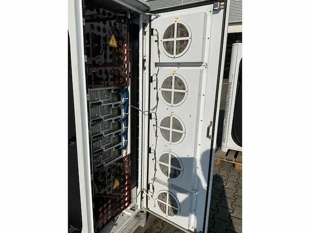 2020 xcharge 160kw dc lader / laadpaal (defect) - afbeelding 9 van  20