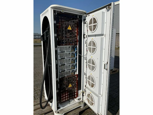 2020 xcharge 160kw dc lader / laadpaal (defect) - afbeelding 10 van  20