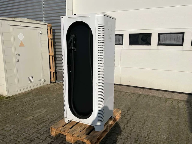 2020 xcharge 60kw dc lader / laadpaal - afbeelding 1 van  17