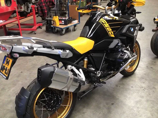 2021 - bmw - all-road - r 1250 gs adventure - motorfiets - afbeelding 25 van  33