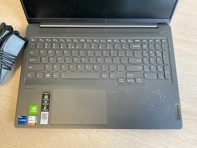 2021 - lenovo - ideapad 15 pro (15ihu6) - laptop - afbeelding 3 van  10