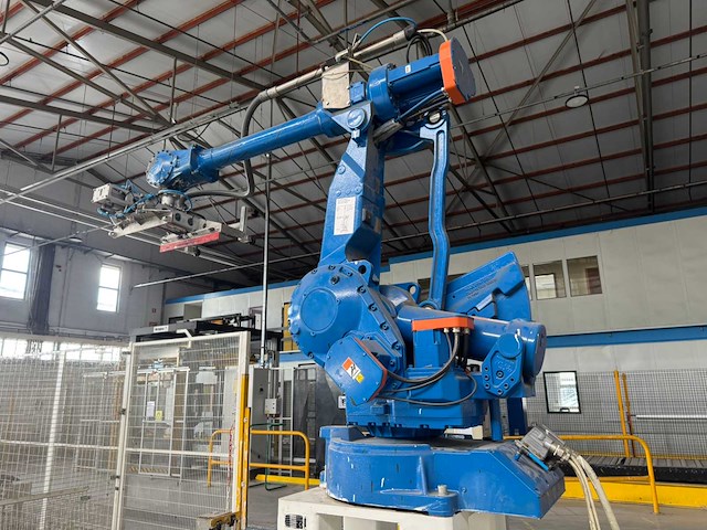 2021 abb irc5 single verpakkingsrobot - afbeelding 12 van  39