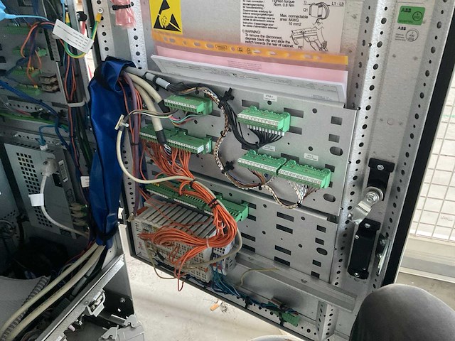 2021 abb irc5 single verpakkingsrobot - afbeelding 26 van  39