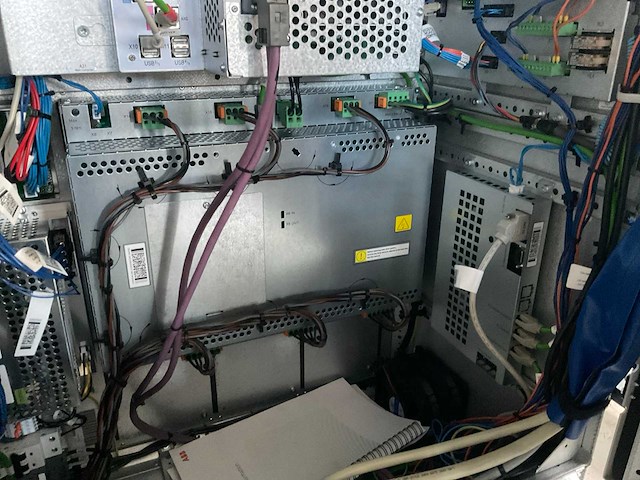 2021 abb irc5 single verpakkingsrobot - afbeelding 28 van  39