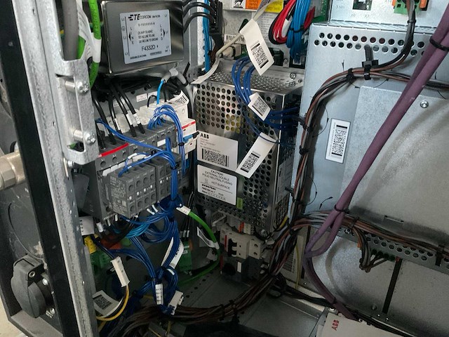 2021 abb irc5 single verpakkingsrobot - afbeelding 32 van  39