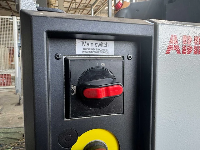 2021 abb irc5 single verpakkingsrobot - afbeelding 10 van  32