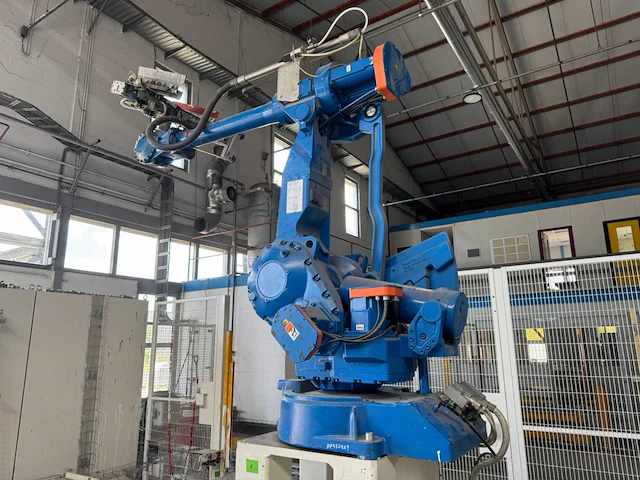 2021 abb irc5 single verpakkingsrobot - afbeelding 1 van  32