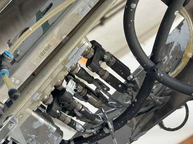 2021 abb irc5 single verpakkingsrobot - afbeelding 16 van  32