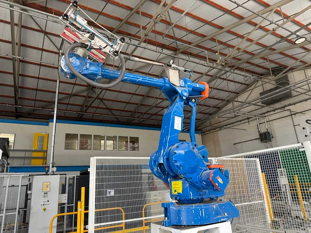 2021 abb irc5 single verpakkingsrobot - afbeelding 1 van  37