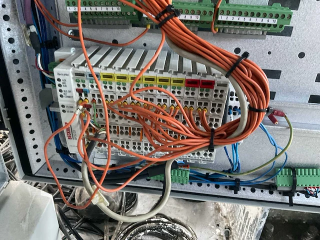 2021 abb irc5 single verpakkingsrobot - afbeelding 22 van  37