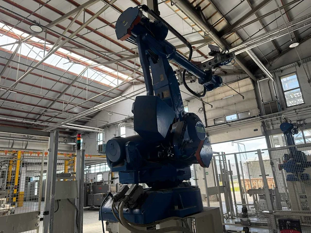 2021 abb irc5 single verpakkingsrobot - afbeelding 23 van  37