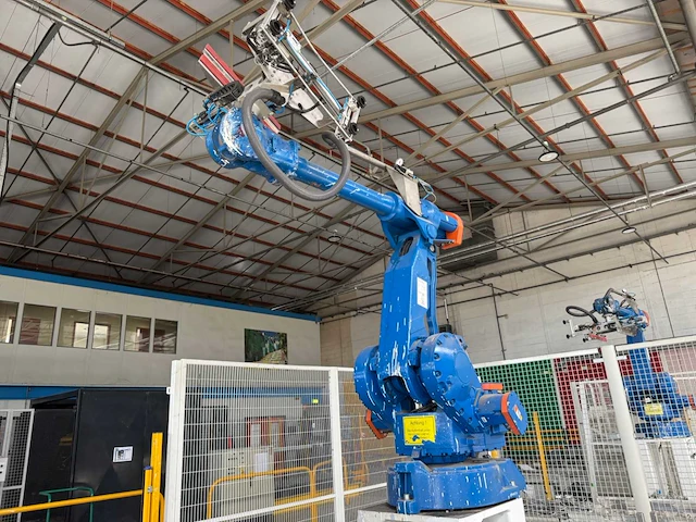 2021 abb irc5 single verpakkingsrobot - afbeelding 33 van  37