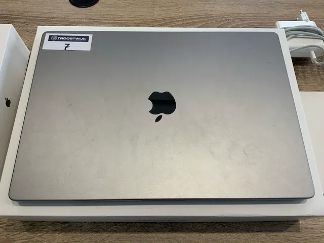 2021 apple macbook pro 16" a2485 laptop - afbeelding 6 van  8