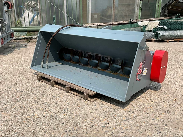 2021 attec 01 bb 1750 betonverdeelbalk - afbeelding 1 van  11