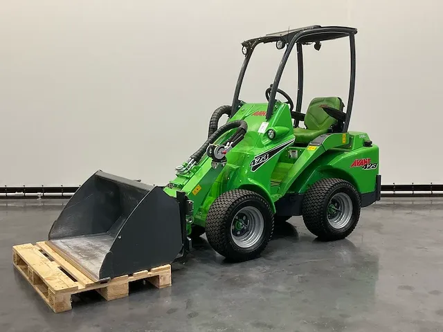 2021 avant 423 wiellader - afbeelding 1 van  22