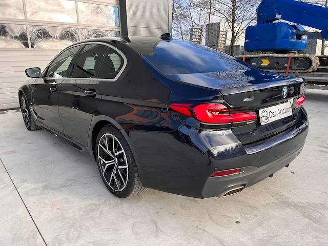 2021 bmw 545e xdrive phev / plug-in hybrid high executive m sport personenauto - afbeelding 34 van  60