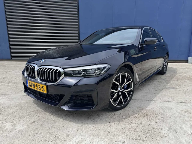 2021 bmw 545e xdrive phev / plug-in hybrid high executive m sport personenauto - afbeelding 1 van  57