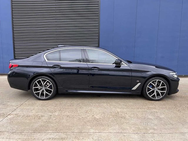 2021 bmw 545e xdrive phev / plug-in hybrid high executive m sport personenauto - afbeelding 55 van  57