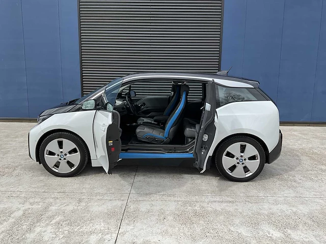 2021 bmw i3 lci 120ah bev personenauto - afbeelding 32 van  35