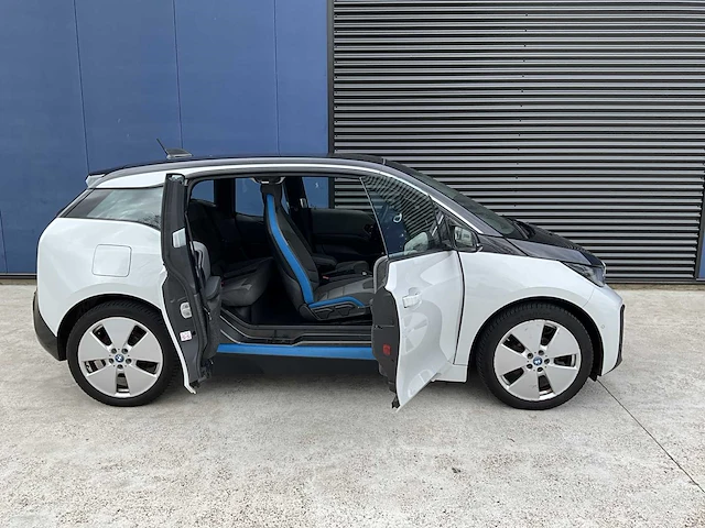 2021 bmw i3 lci 120ah bev personenauto - afbeelding 34 van  35