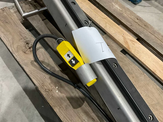 2021 burgmetaal pneumatisch liftsysteem (2x) - afbeelding 6 van  9