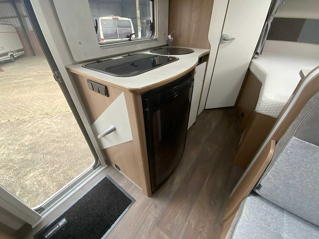 2021 capron carado t135 camper s-795-sb - afbeelding 10 van  61