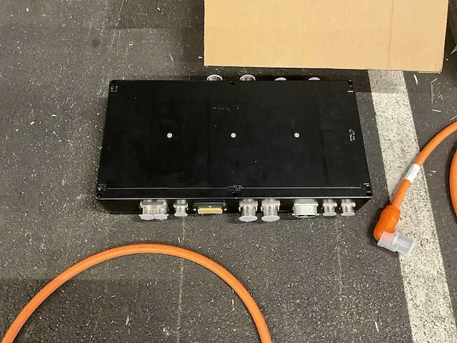 2021 dana tm4 sumo hd hv3400 elektronische motor aandrijf set (4x) - afbeelding 9 van  18