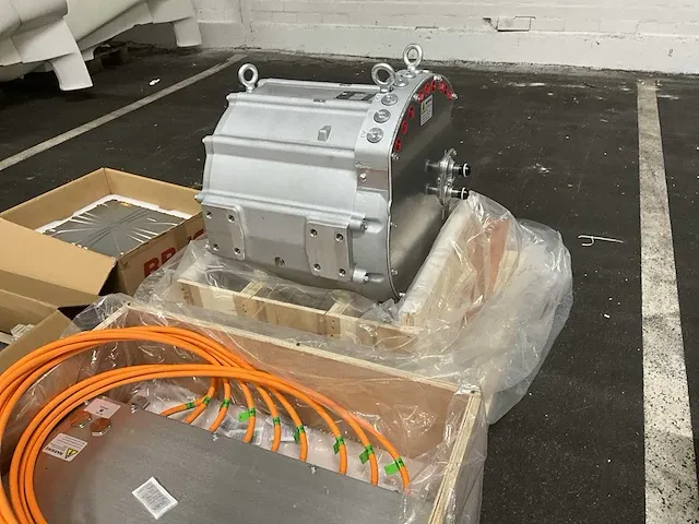2021 dana tm4 sumo hd hv3400 elektronische motor aandrijf set (4x) - afbeelding 12 van  18