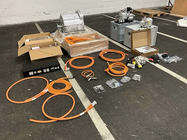 2021 dana tm4 sumo hd hv3400 elektronische motor aandrijf set - afbeelding 15 van  21