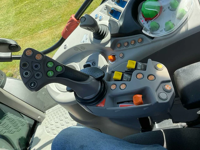 2021 deutz-fahr 6140 ttv vierwielaangedreven landbouwtractor - afbeelding 20 van  34