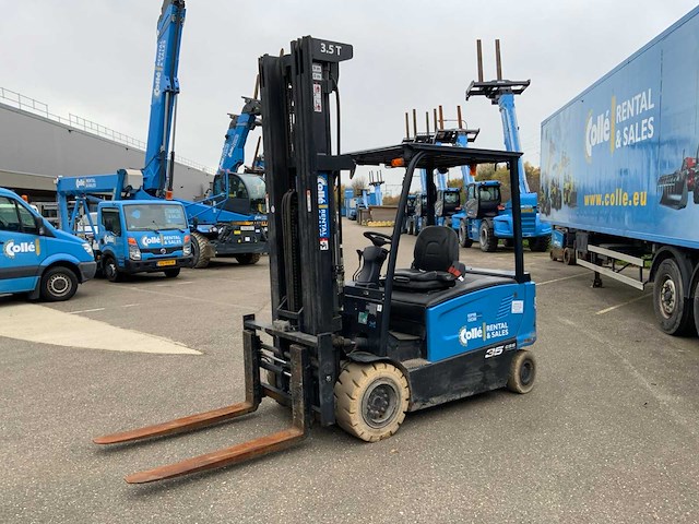 2021 doosan b35x-7 vorkheftruck - afbeelding 16 van  19