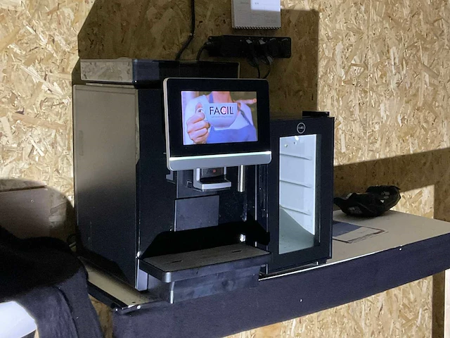 2021 dr. coffee facil coffeebar plus 8 koffiemachine - afbeelding 1 van  8