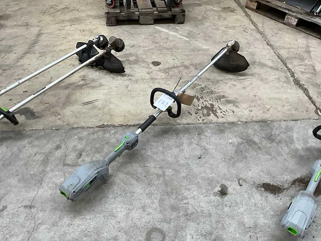 2021 ego power+ st1300e bosmaaier “body” - afbeelding 1 van  9