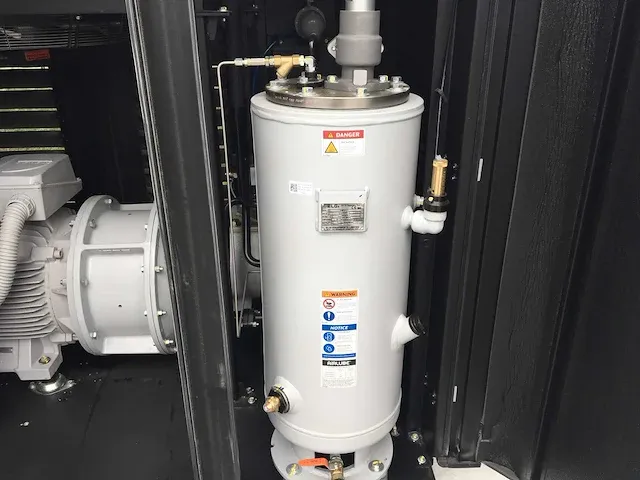 2021 elgi eg55-9 air compressor - afbeelding 9 van  10