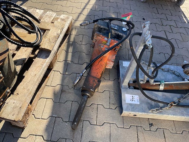 2021 epiroc sb152 hydraulische breekhamer - afbeelding 1 van  7