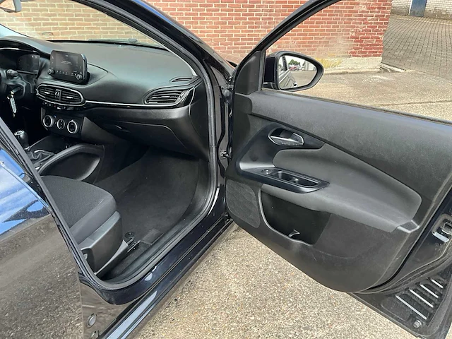 2021 fiat tipo personenauto - afbeelding 14 van  33