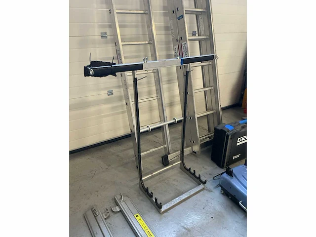 2021 geda accu ladderlift - afbeelding 7 van  11