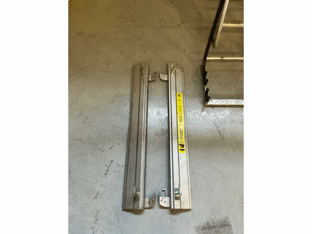 2021 geda accu ladderlift - afbeelding 8 van  11