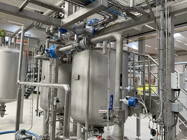 2021 hgh kuegele reft raffinaderij tankinstallatie (c) - afbeelding 32 van  51