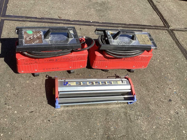 2021 hiretech htw-5 behangafstomer (2x) - afbeelding 1 van  2